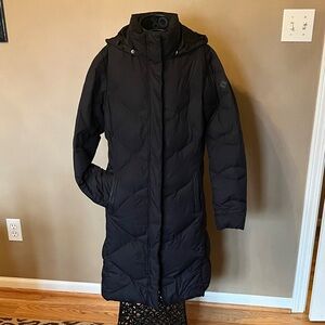 The North Face Women's Black Goose Down Puffer Coat